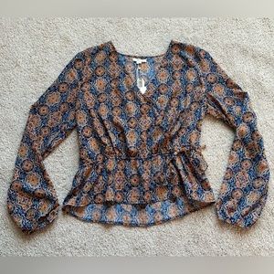 NWT Tulle Navy & Orange Geometric Print Wrap Blouse